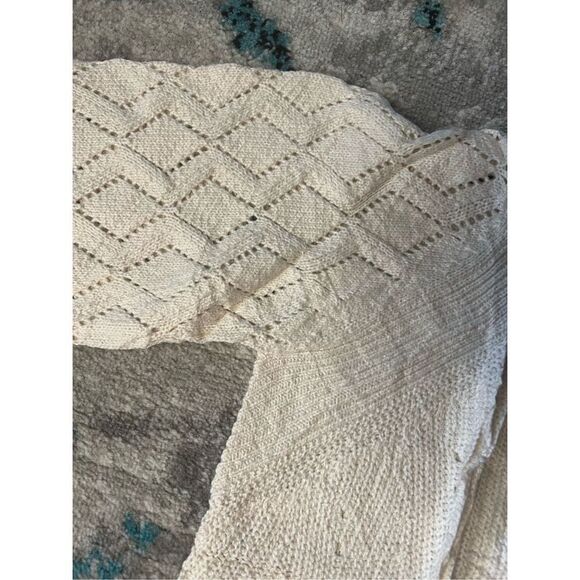 Funlingo Women's Long Sleeve Crewneck Crochet Sweater - Picture 4 of 6